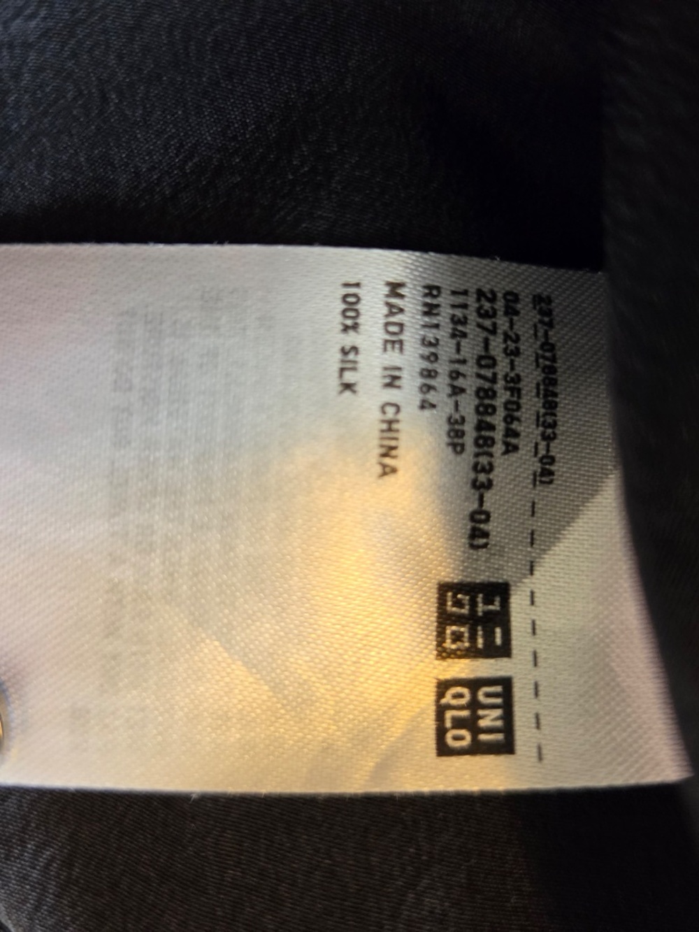 Uniqlo 100% silk knee length dress black S sleeveless summer corporate girlie - Picture 7 of 8